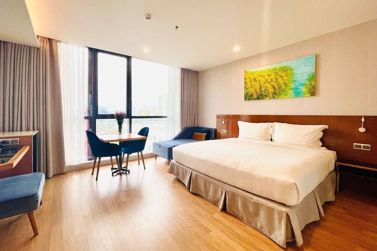 Junior-Suite | Hochwertige Bettwaren, Minibar, Zimmersafe, Schreibtisch