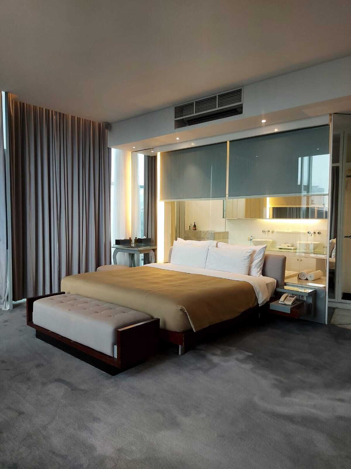 Edge Suite | 1 bedroom, minibar, in-room safe, desk