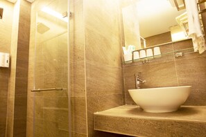 Family Quadruple Room | Bathroom - Yun Shue Tang (Ji'an)