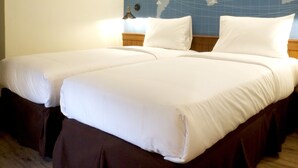 Quarto clássico | Escrivaninha, Wi-Fi de cortesia, roupa de cama