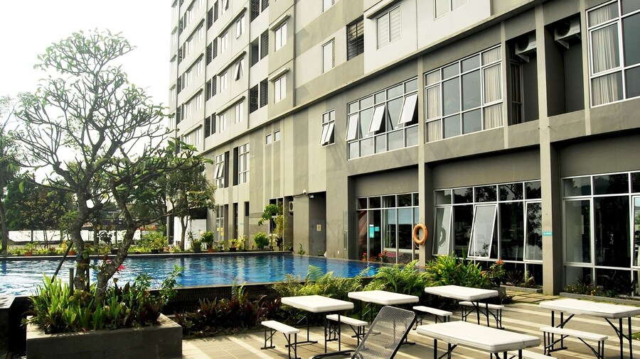 High Livin Apartment Baros
