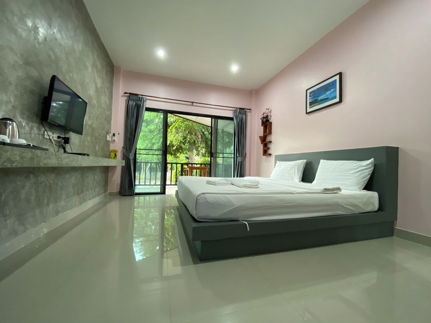 deluxe room, 1 double bed | blackout curtains, free wifi