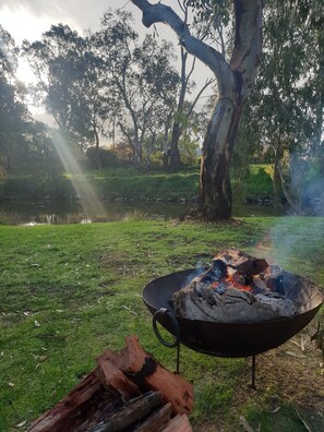 Fishing - Euroa Caravan Park (Euroa)