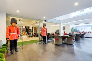 Property entrance - Summit Denzong Hotel & Spa (Gangtok)