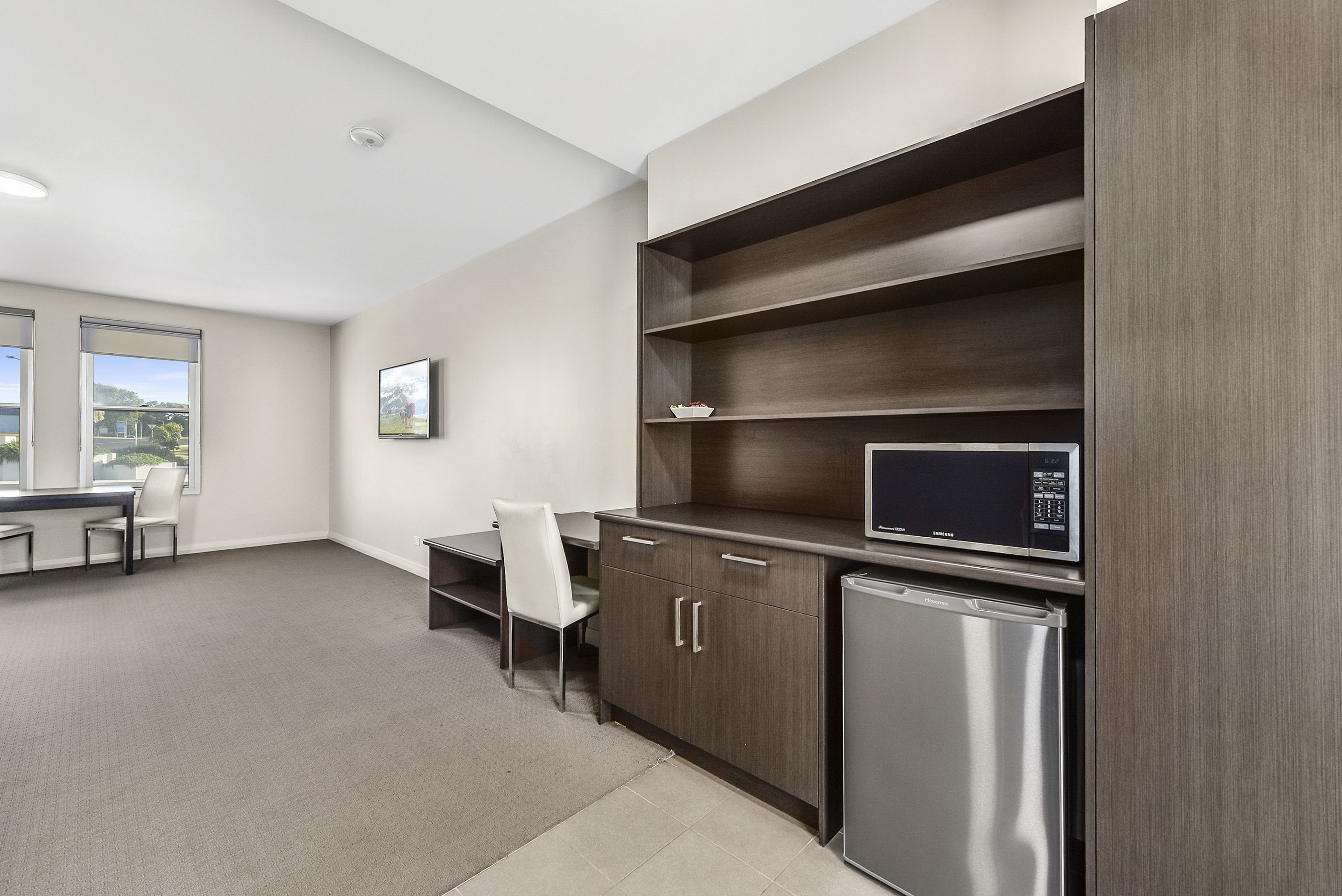 king size studio apartment - deluxe suite 8  | mini fridge