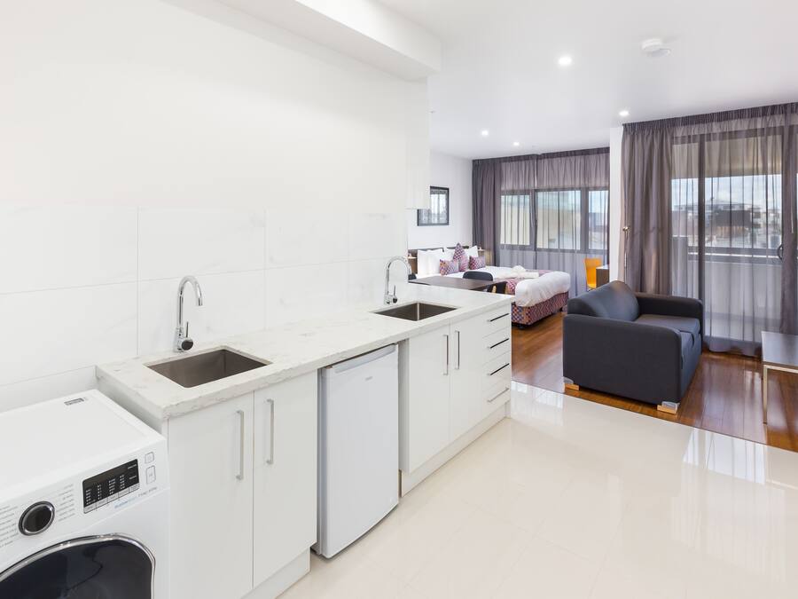 Studio Apartment with Disabled Access | Premium bedding, desk, laptop workspace, blackout drapes