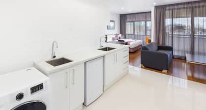 Exodus Dandenong Apartment Hotel