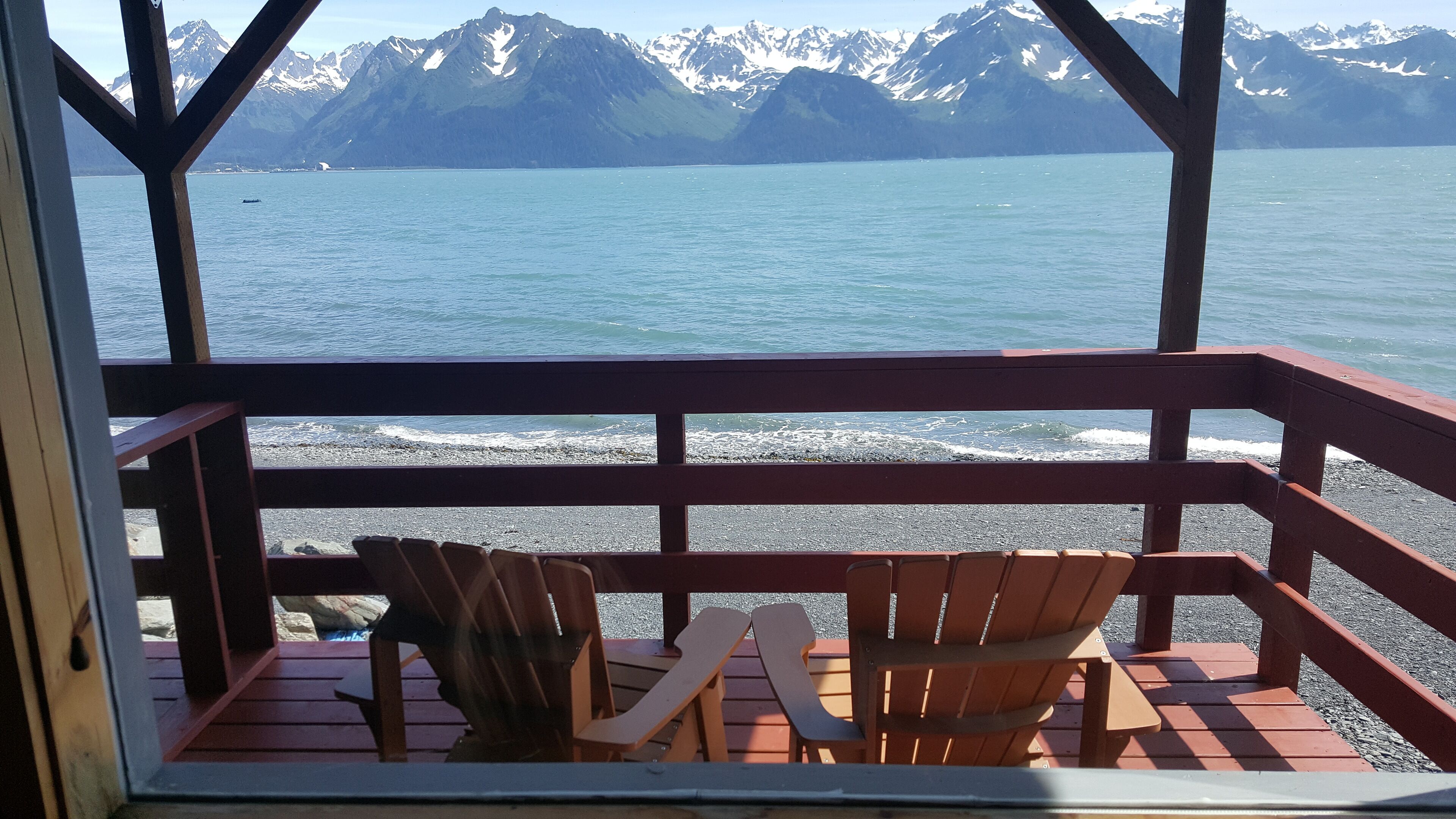 Deluxe Double Room, 1 King Bed, Refrigerator & Microwave, Bay View | Water view
