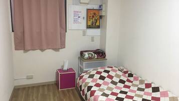 Phòng Tiêu chuẩn, chỉ dành cho nữ, phòng tắm dùng chung ( A ) | Truy cập Internet không dây miễn phí