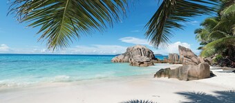 Le Nautique - Luxury Waterfront Hotel