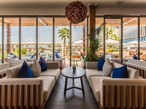 9 restaurants, breakfast, lunch, dinner served; American cuisine - Rixos Premium Dubai JBR (Dubai)