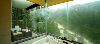 Blanket Hotel and Spa