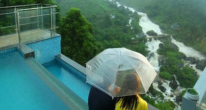 Blanket Hotel and Spa