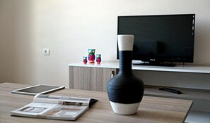 Minibar, Schreibtisch, Bügeleisen/Bügelbrett, kostenloses WLAN