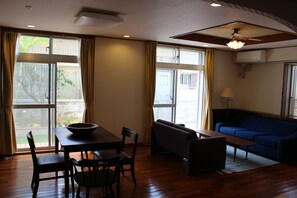Dining - Condominium Sango (Chatan)