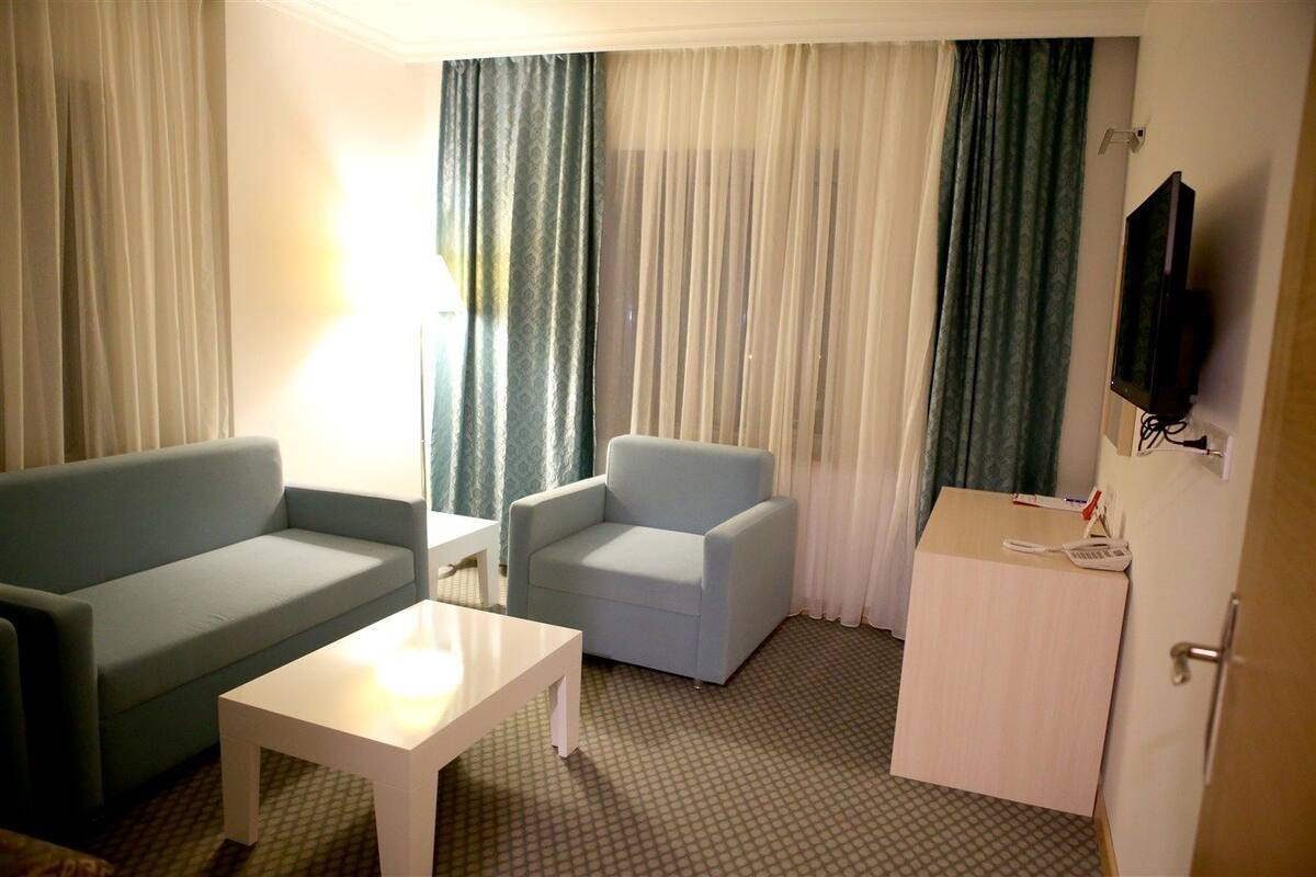 classic suite, city view | view from room