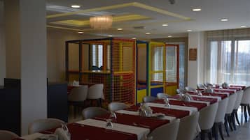 Children's play area - indoor