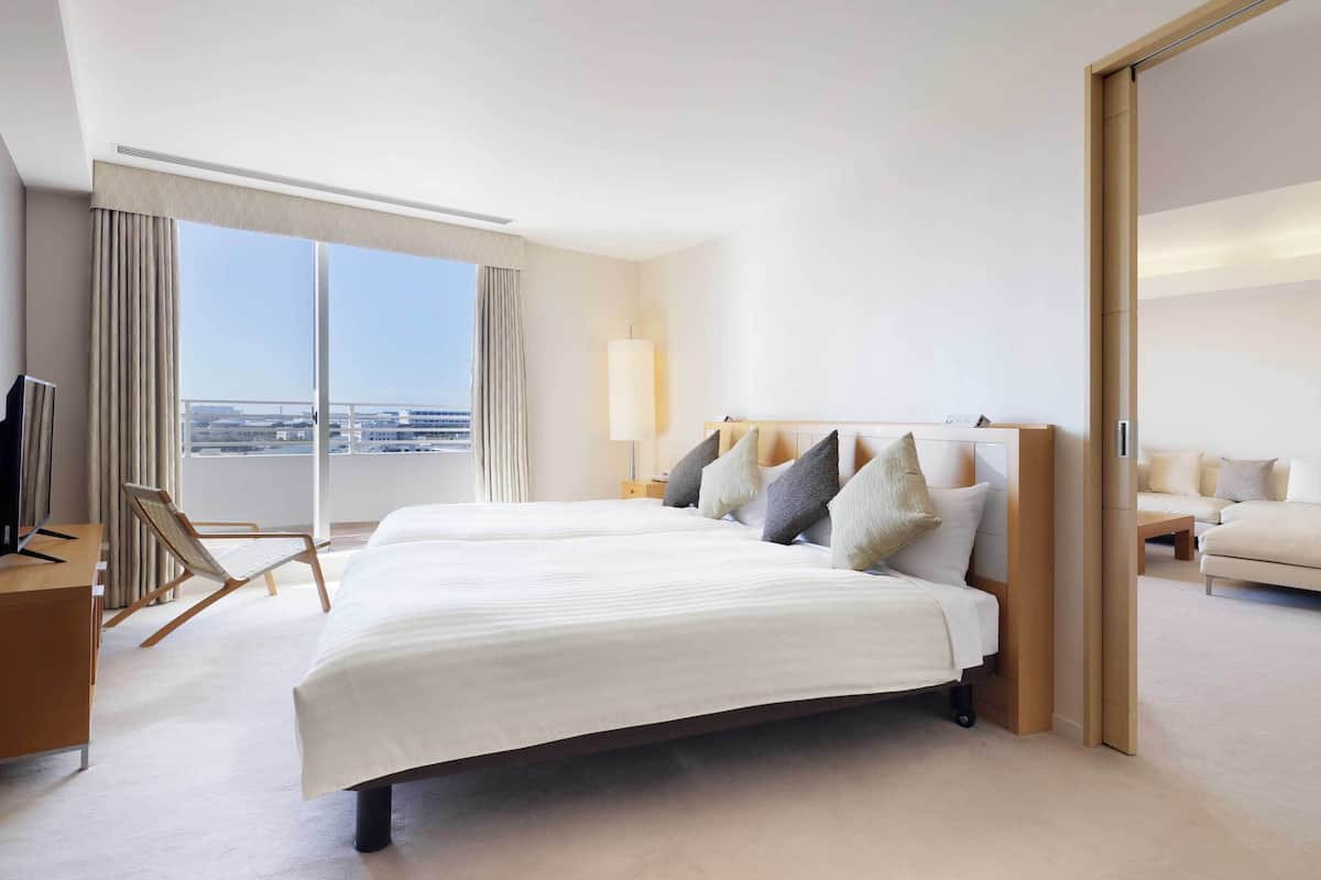 Zimmersafe, Schreibtisch, Verdunkelungsvorhänge, kostenloses WLAN