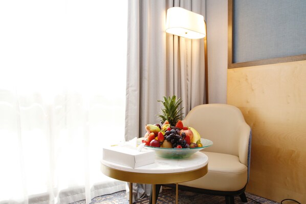 Literie hypoallergénique, coffres-forts dans les chambres