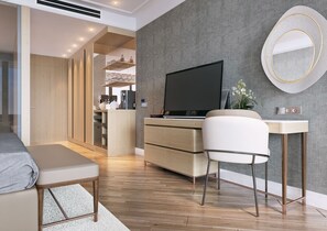 Habitación estándar, 1 habitación, vista al mar | Minibar, caja de seguridad en la habitación, escritorio y wifi gratis