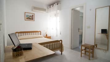 Habitació doble o amb dos llits individuals | Caixa forta a l'habitació i escriptori