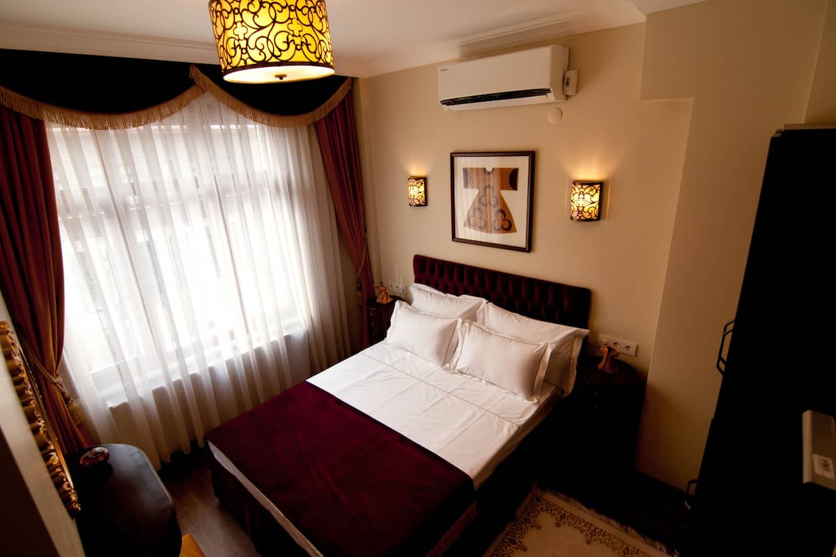Duplex (with Turkish Bath)