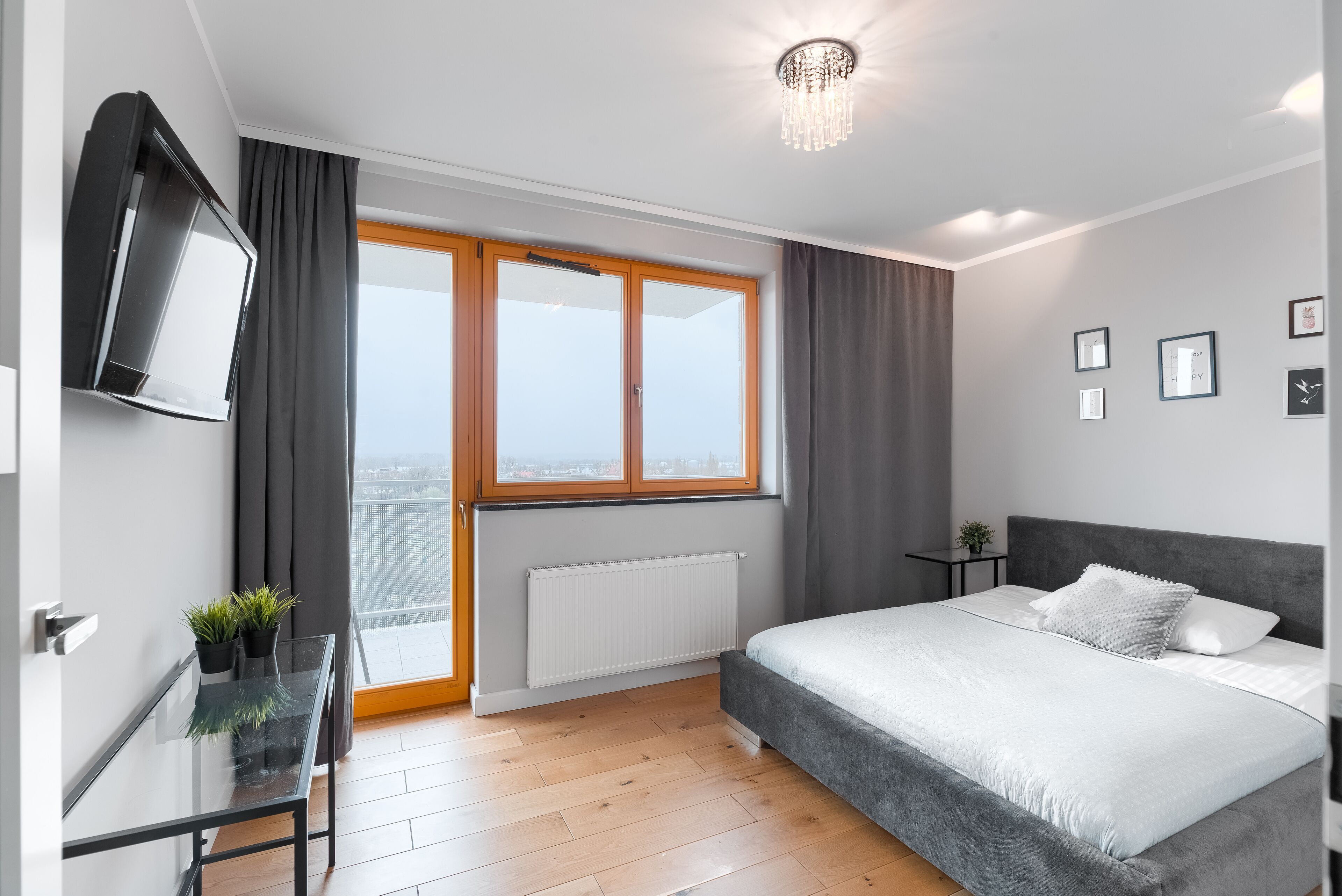 ペントハウス (Powstancow Wielkopolskich 76 street) | 高級寝具、アイロン / アイロン台、WiFi (無料)、ベッドシーツ