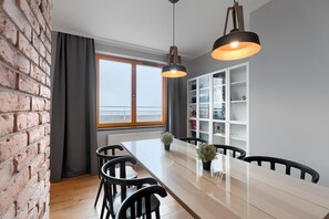 Penthouse (Powstancow Wielkopolskich 76 street)