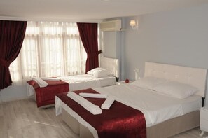 Classic Triple Room | Premium bedding, desk, soundproofing, free WiFi - Sunrise İstanbul Suites (Istanbul)