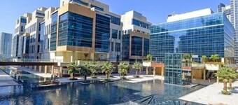 Bespoke Residences - Bay Square