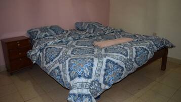 Desk, laptop workspace, free WiFi, bed sheets