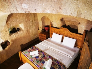 Dobbeltrom | Minibar, blendingsgardiner, lydisolert og wi-fi (inkludert)