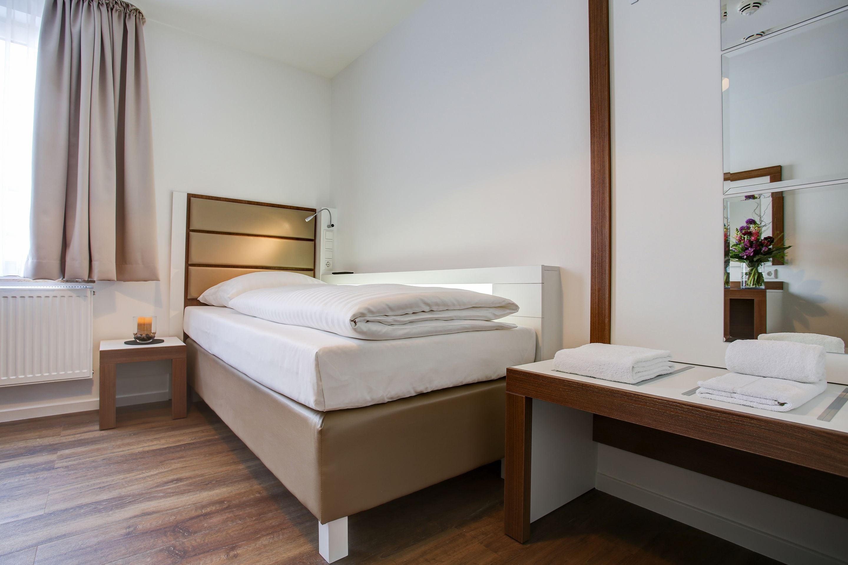 standard single room | desk, blackout curtains, soundproofing, free wifi