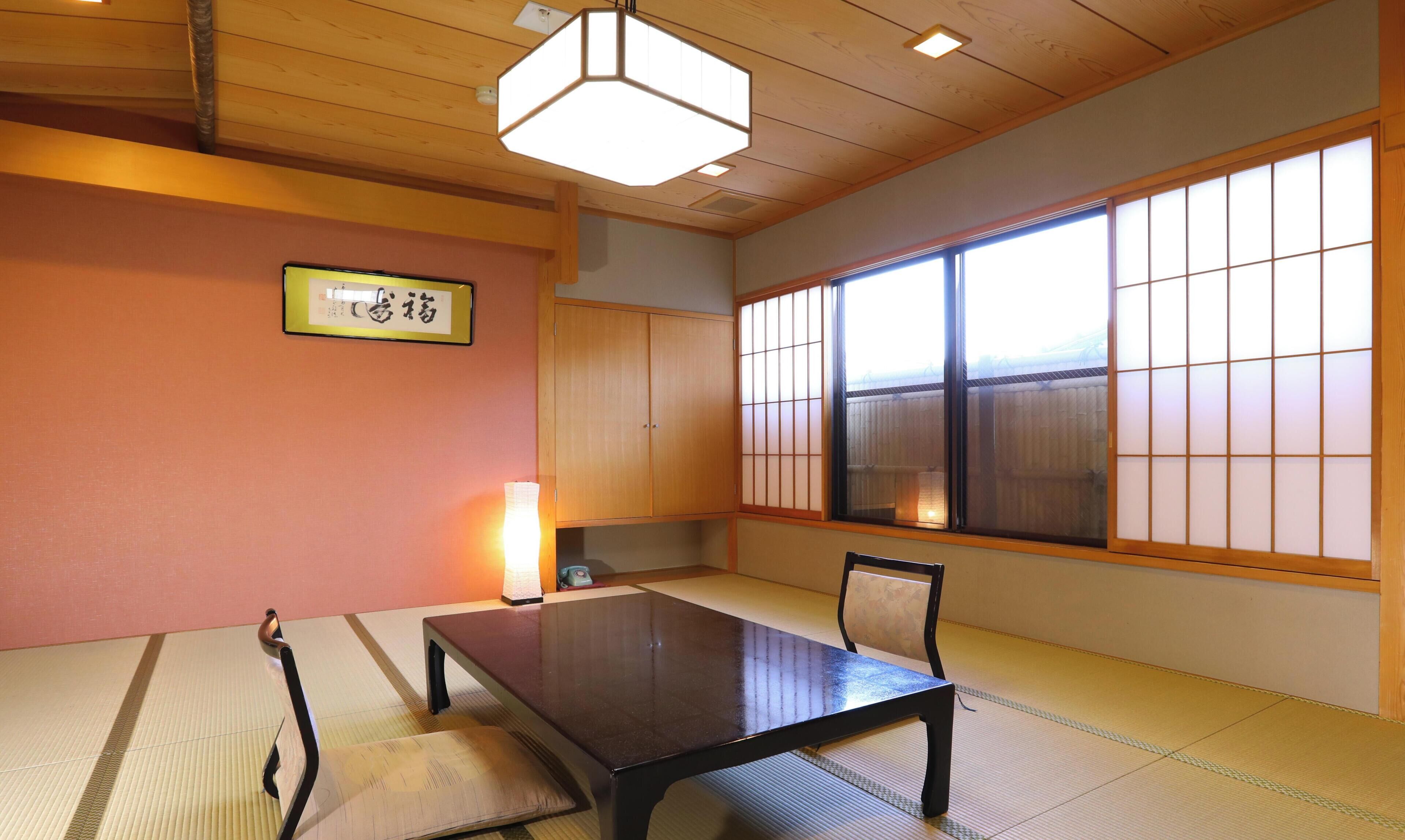 Quarto família (Japanese-style, No view,15 tatami) | Cofres nos quartos, Wi-Fi de cortesia, roupa de cama