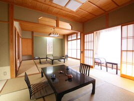 Japanese Style Room with Special Room | In-room safe, free WiFi, bed sheets