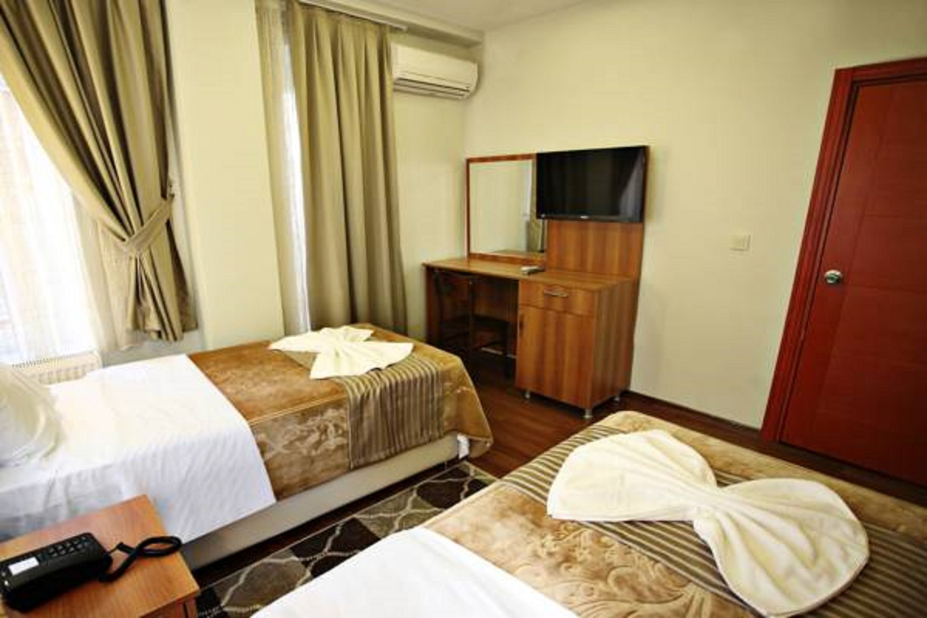 Photo - Taksim Palace Hotel