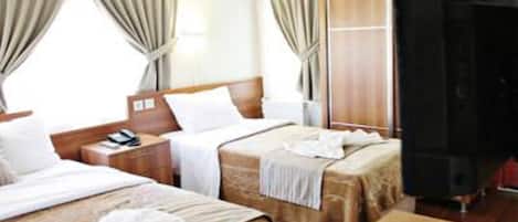 Economy-Doppelzimmer | Zimmersafe, schallisolierte Zimmer, BĂŒgeleisen/BĂŒgelbrett