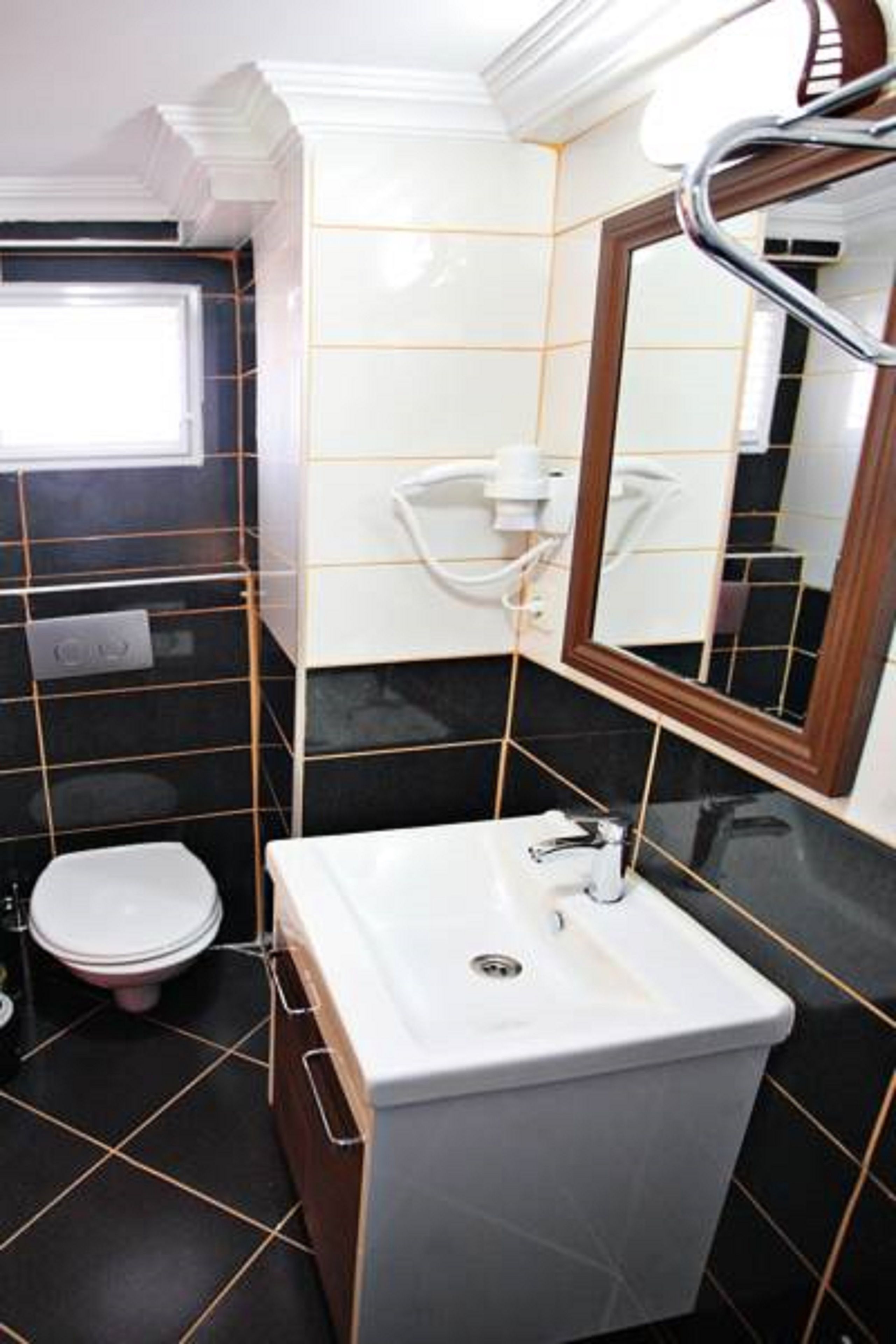 Photo - Taksim Palace Hotel