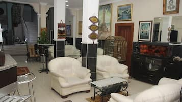 Sala de estar en el lobby