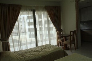Studio, Balcony | Soundproofing, WiFi (free) - AAA Comfort (Jounieh)
