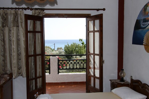 View from property - Hotel Mary (Samos)
