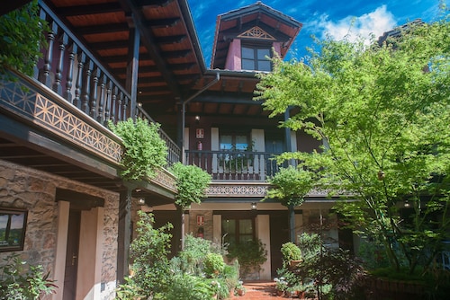 Hotel Corru San Pumés