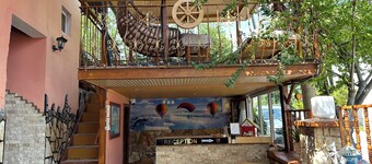 Sinter Terasse House Hotel