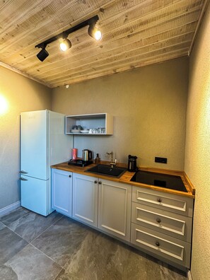 Deluxe Villa | Private kitchen | Coffee/tea maker, electric kettle - Akcatepe Dag Evleri (Akçaabat)
