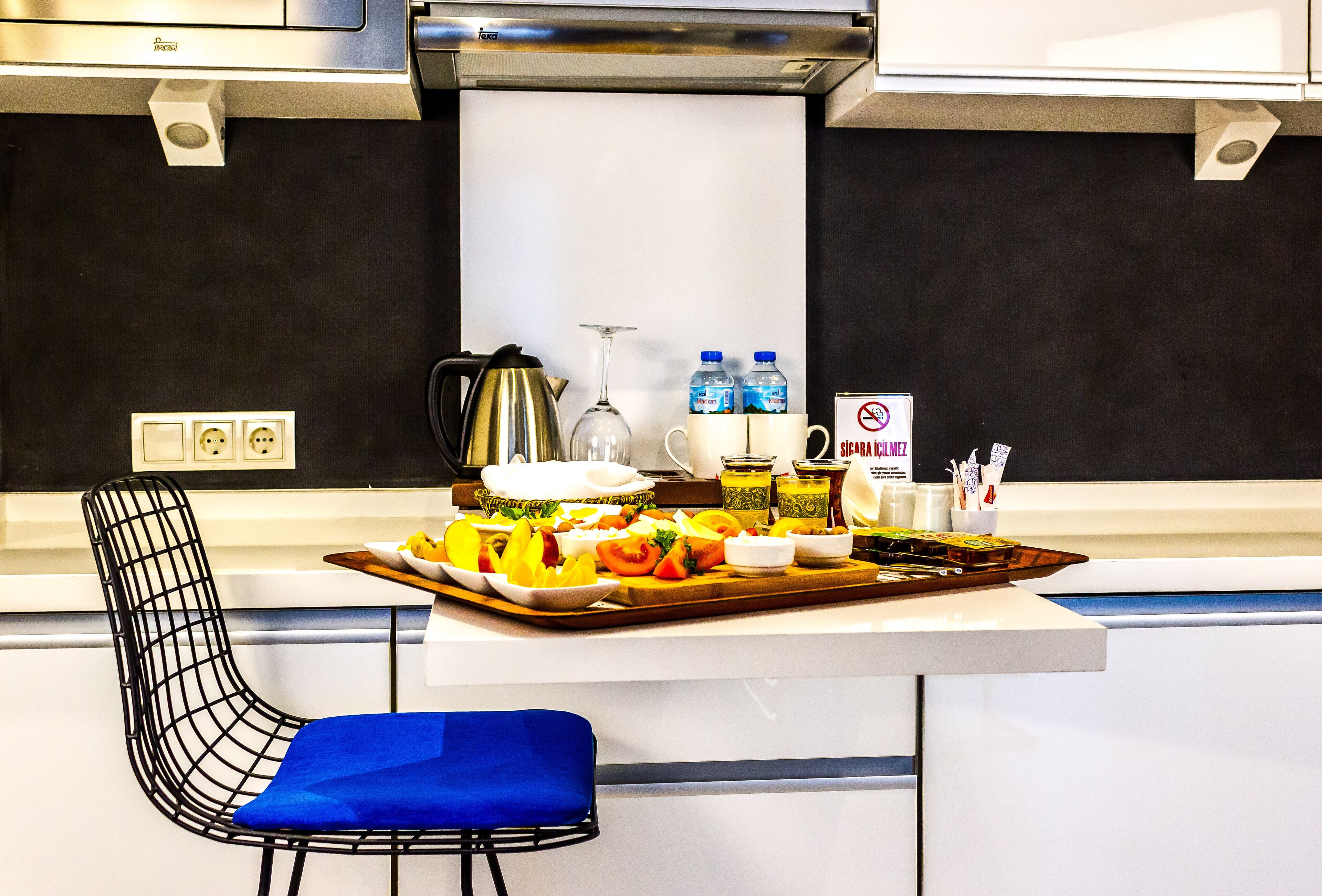 スイート バルコニー | 1 室のベッドルーム、デスク、防音設備、アイロン / アイロン台