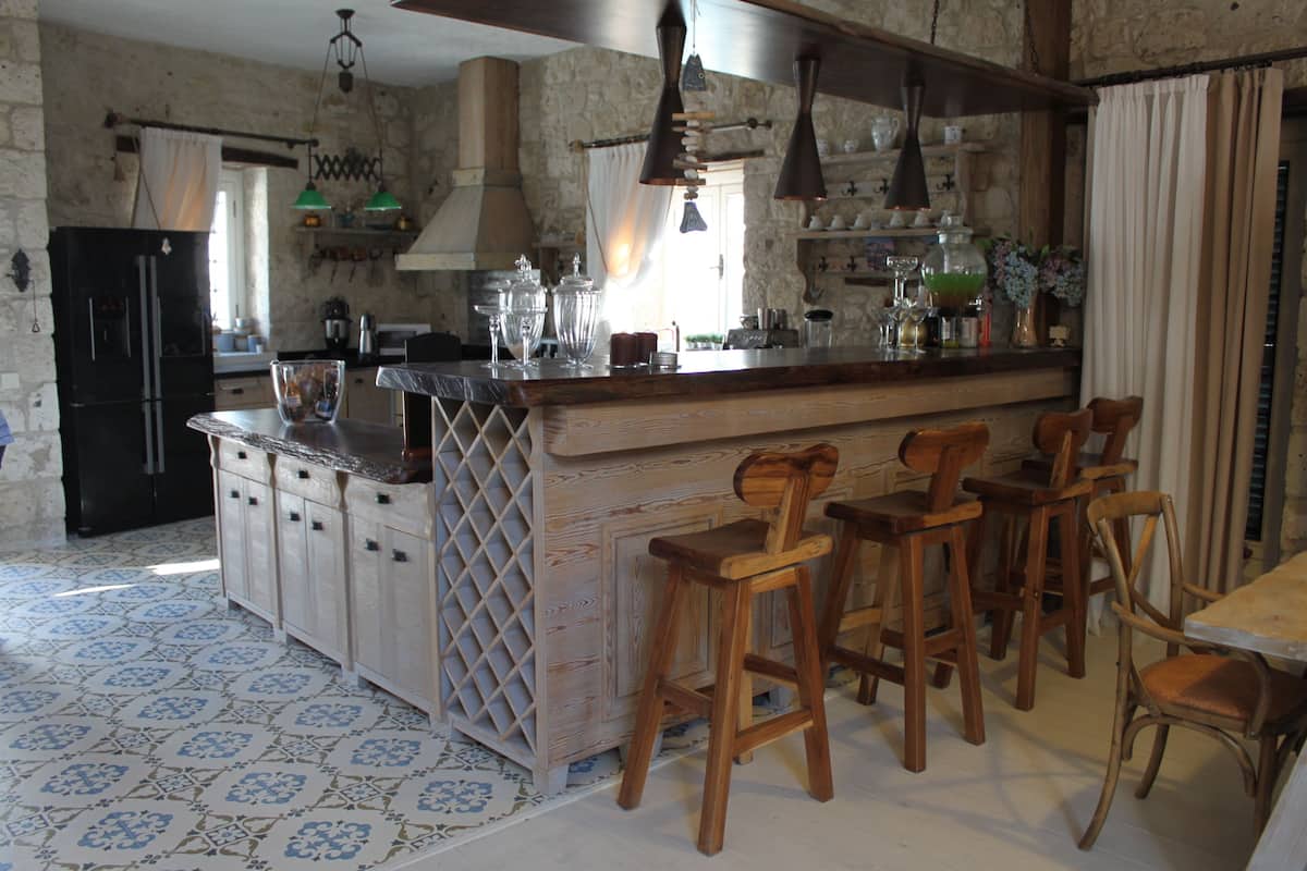private kitchen