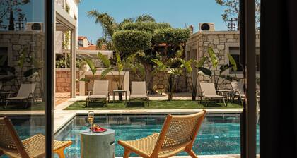 Palm Alaçatı Boutique Hotel