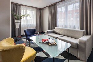 高级房 | 客房内保险箱、隔音、免费 WiFi、床单