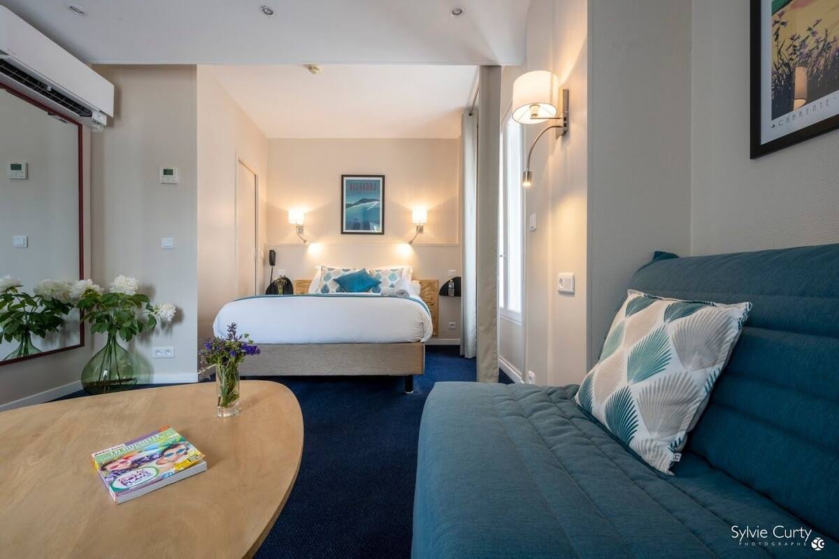 premium room | premium bedding, soundproofing, free wifi, bed sheets