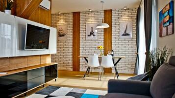 One-Bedroom Apartment with Balcony - Ogrodowa 136/A3 Street | Private kitchen | Full-size fridge, microwave, oven, stovetop